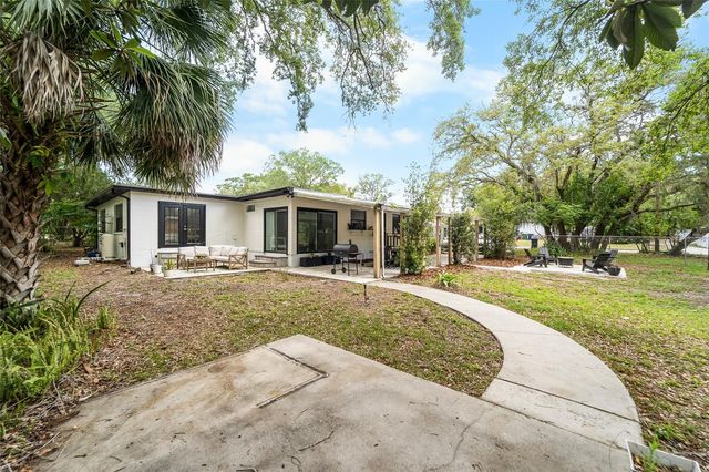 1502 W MEADOWBROOK AVENUE, Tampa, FL 33612