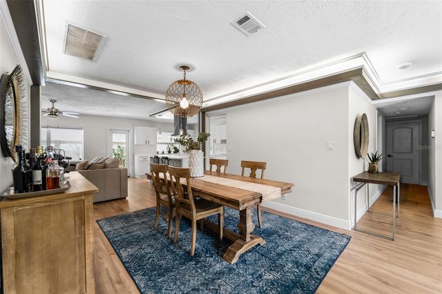1502 W MEADOWBROOK AVENUE, Tampa, FL 33612