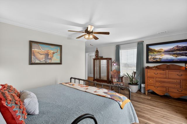 2074 W Fm 922, Valley View, TX 76272