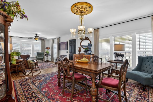 2074 W Fm 922, Valley View, TX 76272