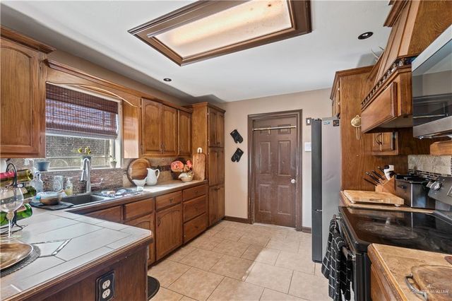 3312 Sanoma Drive, Weslaco, TX 78599