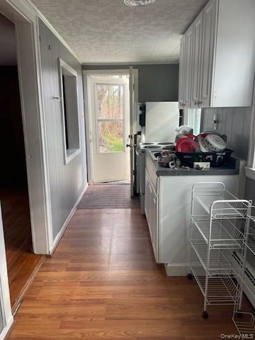 747 Bloomingburg Road, Bloomingburg, NY 12721