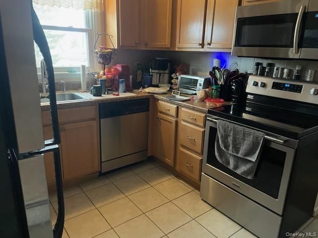 747 Bloomingburg Road, Bloomingburg, NY 12721