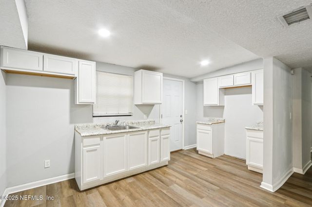 1959 W 5TH Street, Jacksonville, FL 32209