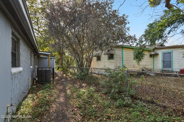 1959 W 5TH Street, Jacksonville, FL 32209