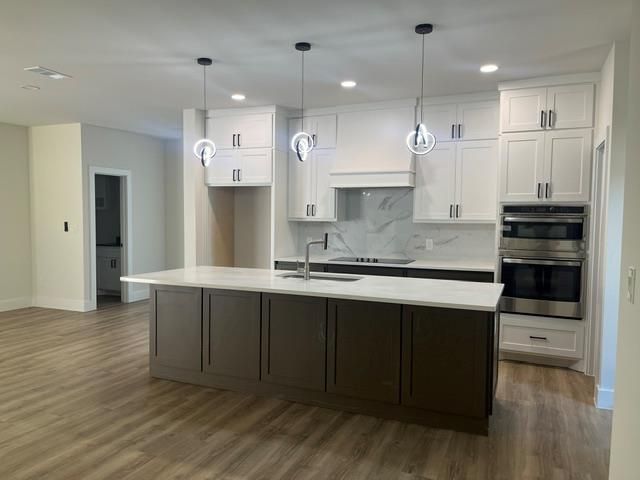 804 Hi CIR W A, Horseshoe Bay, TX 78657
