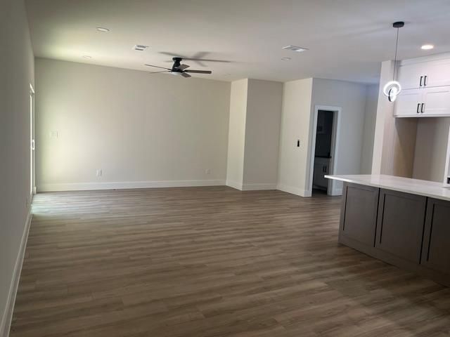 804 Hi CIR W A, Horseshoe Bay, TX 78657