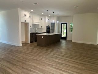 804 Hi CIR W A, Horseshoe Bay, TX 78657