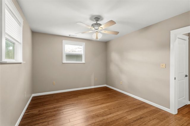 18000 Lafayette Park RD, Jonestown, TX 78645