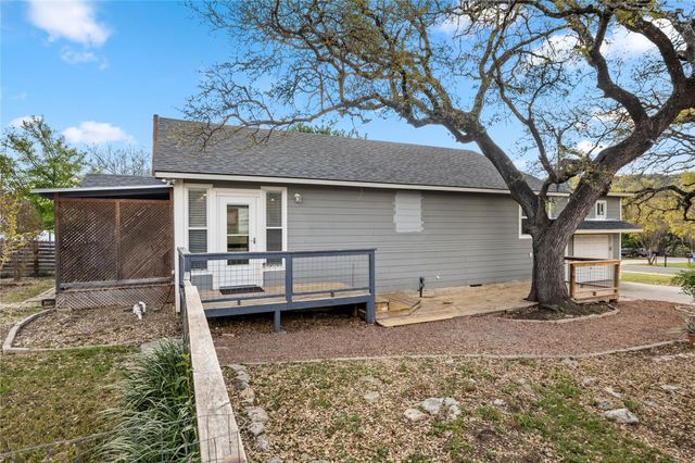 18000 Lafayette Park RD, Jonestown, TX 78645