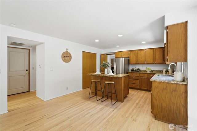 11822 37th Drive SE, Everett, WA 98208
