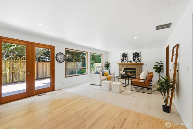 11822 37th Drive SE, Everett, WA 98208
