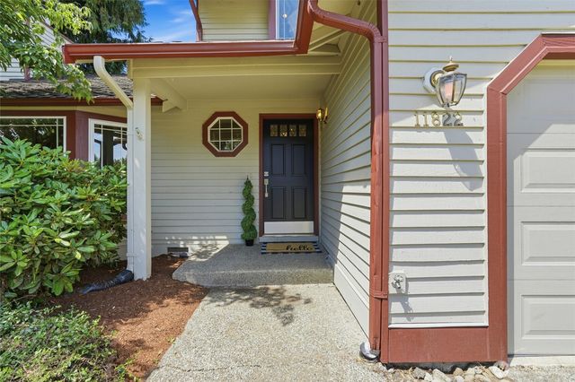 11822 37th Drive SE, Everett, WA 98208
