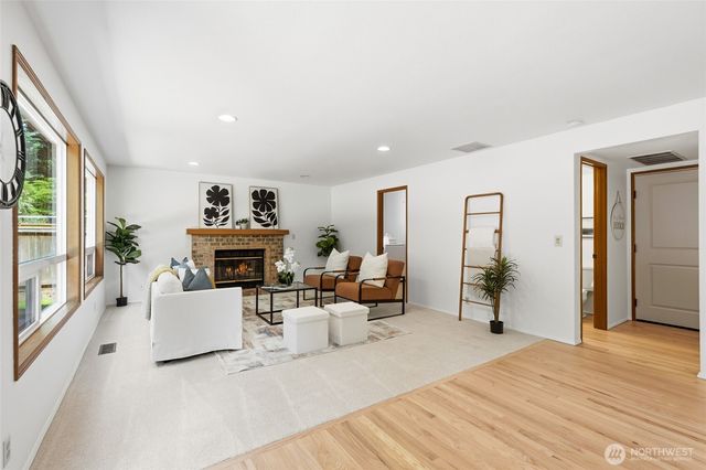 11822 37th Drive SE, Everett, WA 98208