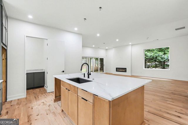 12 Montgomery Street NE, Atlanta, GA 30307