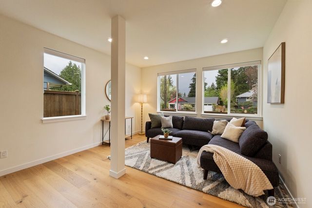 2723 NE 87th Street, Seattle, WA 98115