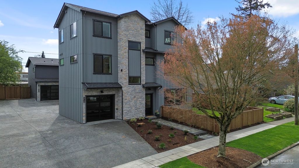 2723 NE 87th Street, Seattle, WA 98115