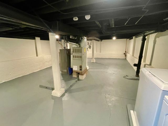 8538 S Buffalo Avenue, Chicago, IL 60617