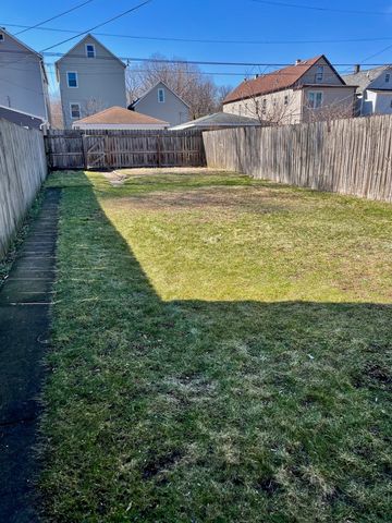 8538 S Buffalo Avenue, Chicago, IL 60617