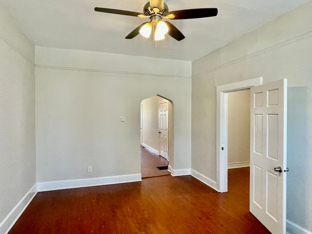 8538 S Buffalo Avenue, Chicago, IL 60617