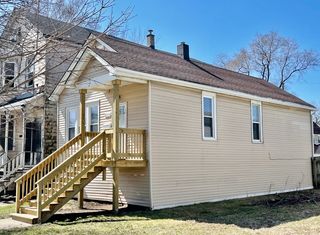 8538 S Buffalo Avenue, Chicago, IL 60617