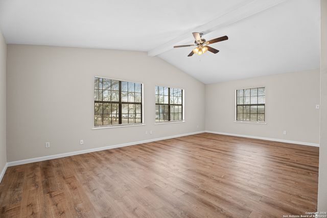 9557 Green Valley, Marion, TX 78124