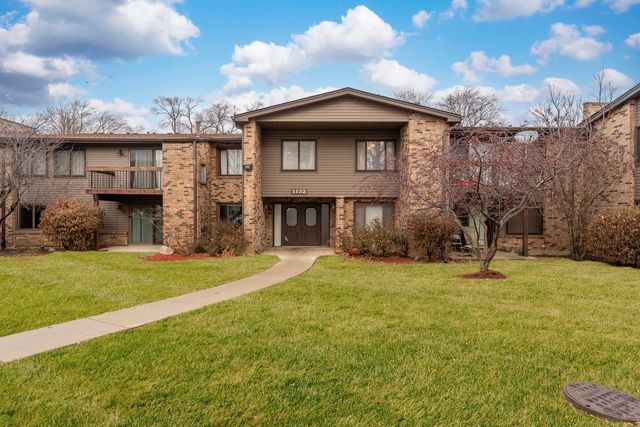 1132 E Randville Drive 2H, Palatine, IL 60074