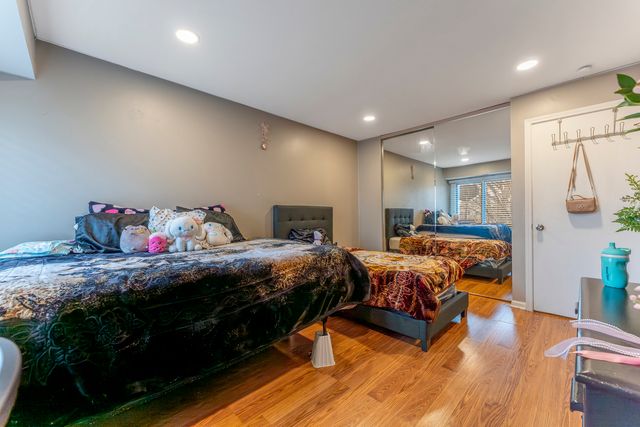 1132 E Randville Drive 2H, Palatine, IL 60074