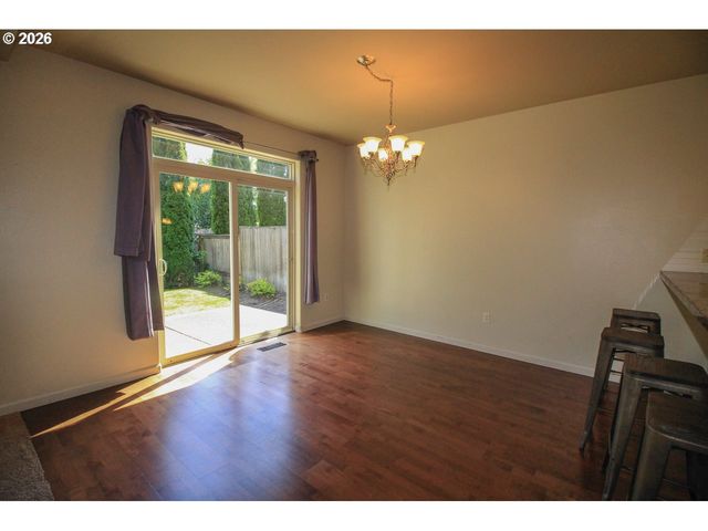 6398 Se GETTMAN Ter, Hillsboro, OR 97123
