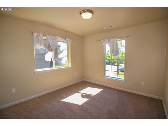 6398 Se GETTMAN Ter, Hillsboro, OR 97123