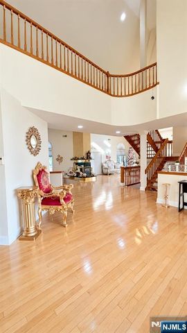 710 Totowa Road, Totowa, NJ 07512