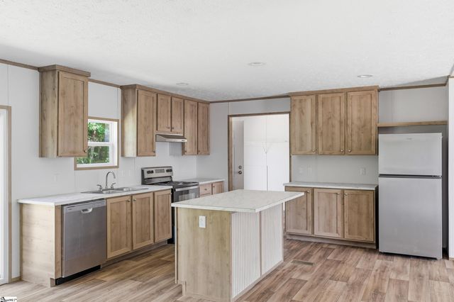 114 Amethyst Lane, Pickens, SC 29671