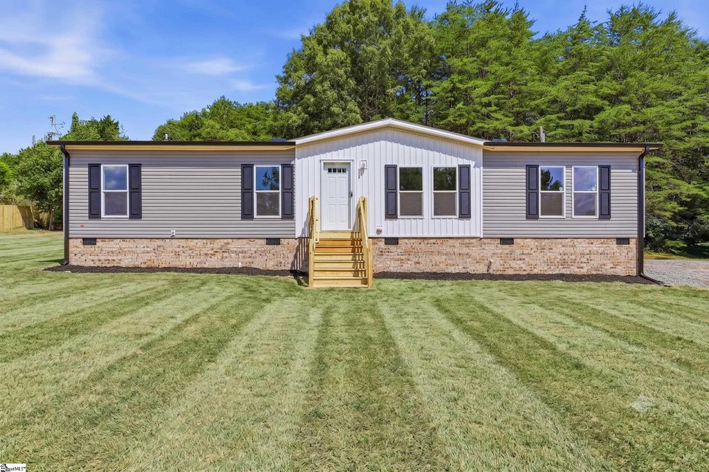 114 Amethyst Lane, Pickens, SC 29671