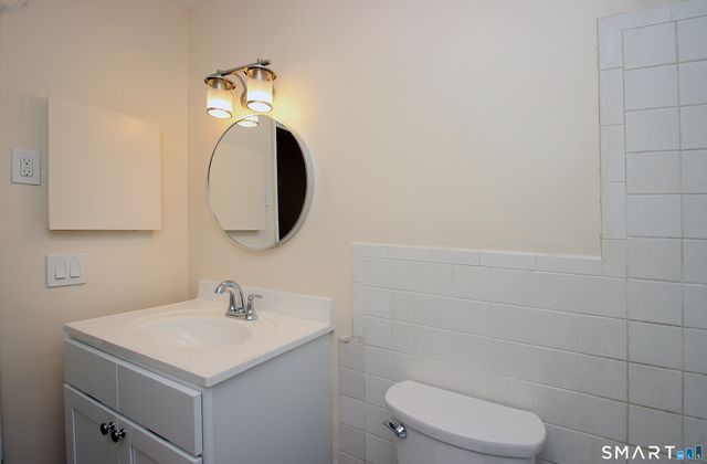 24 Woodward Avenue APT 46, New Haven, CT 06512