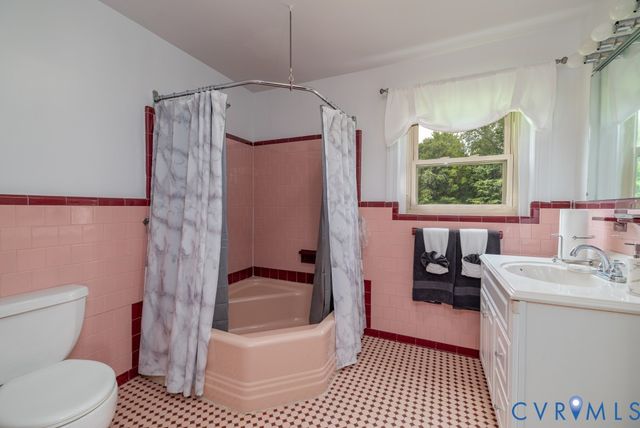 1300 Sussex Dr, Emporia, VA 23847