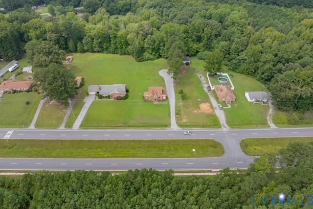 1300 Sussex Dr, Emporia, VA 23847