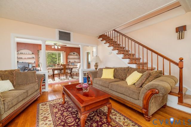 1300 Sussex Dr, Emporia, VA 23847