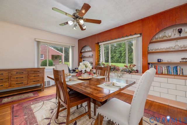 1300 Sussex Dr, Emporia, VA 23847