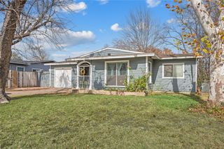 2105 Cloverdale Street, Arlington, TX 76010