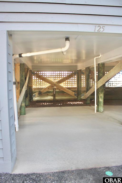 Image 41 of property listing at 125 Pirates Way Unit# 125D, Manteo, NC 27954