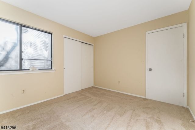 813 Spruce Hills Dr 813, Glen Gardner Boro, NJ 08826