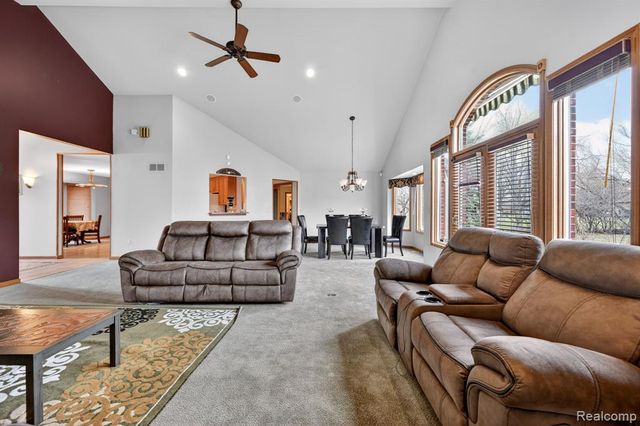 4891 Maceri Circle, Sterling Heights, MI 48314