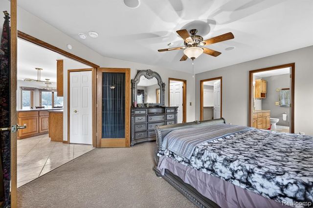 4891 Maceri Circle, Sterling Heights, MI 48314