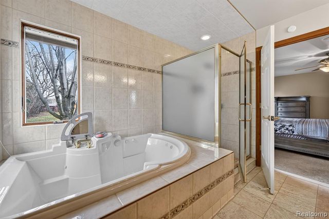 4891 Maceri Circle, Sterling Heights, MI 48314