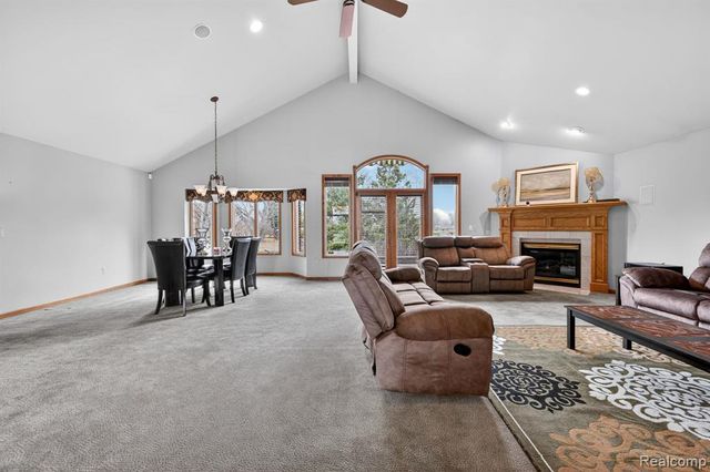 4891 Maceri Circle, Sterling Heights, MI 48314