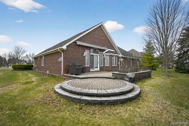 4891 Maceri Circle, Sterling Heights, MI 48314