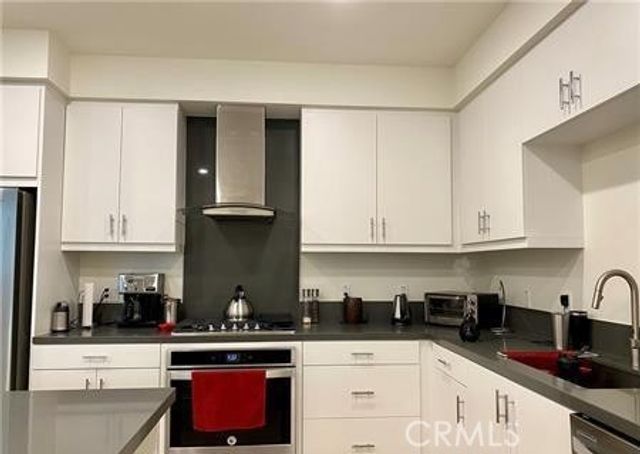 1204 Nolita, Irvine, CA 92612