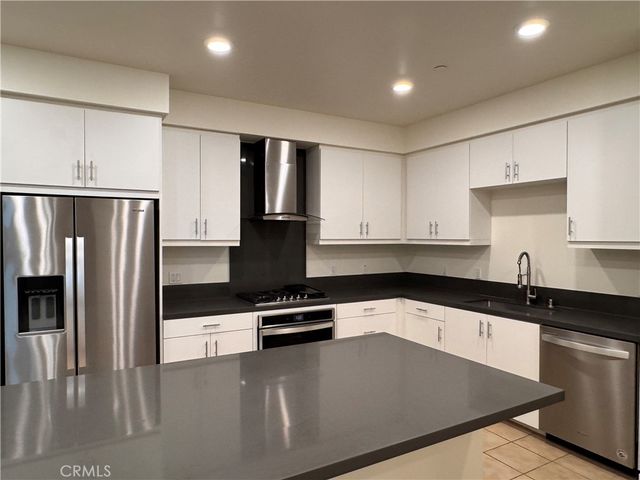 1204 Nolita, Irvine, CA 92612