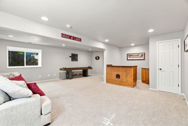 23009 E Settler Dr, Liberty Lake, WA 99019