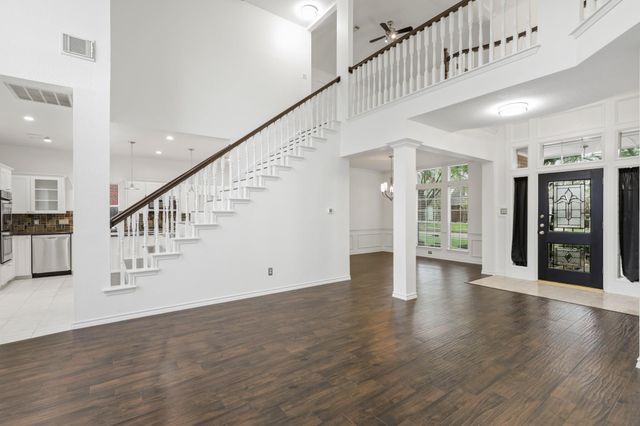 210 Wilkins Crossing, Sugar Land, TX 77479